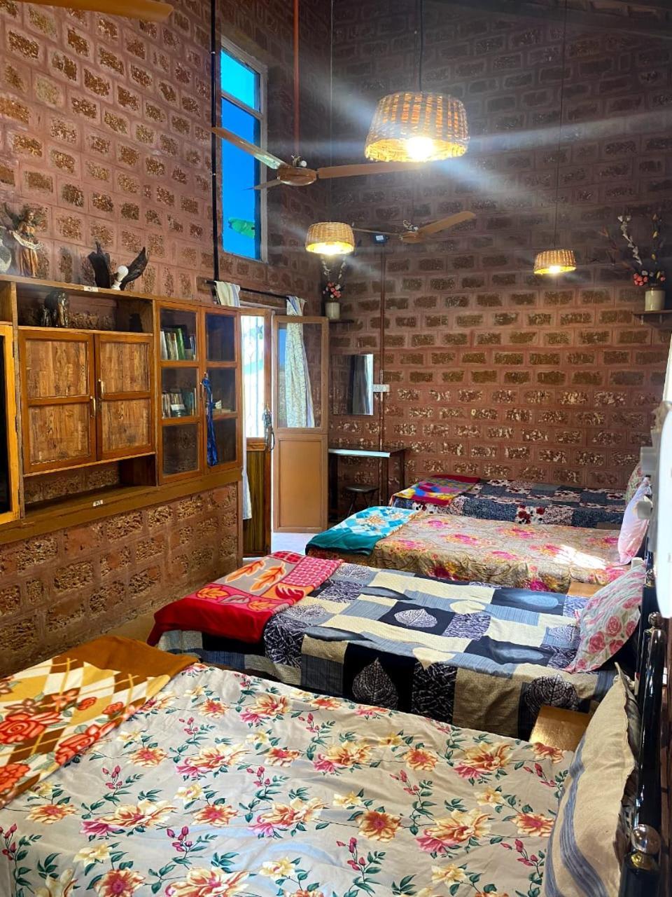 Bed and Breakfast Moradia Dos Quadros Malar Esterno foto