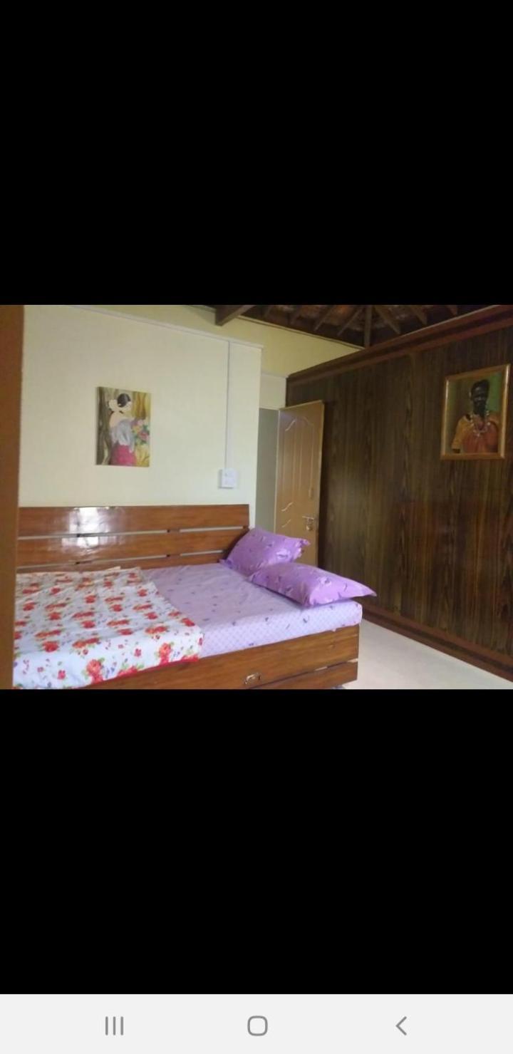Bed and Breakfast Moradia Dos Quadros Malar Esterno foto