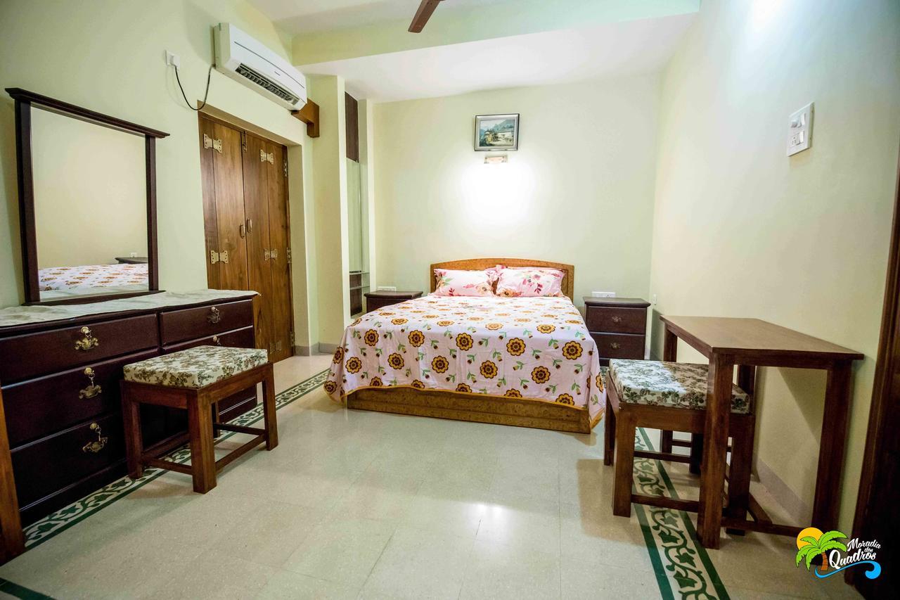 Bed and Breakfast Moradia Dos Quadros Malar Esterno foto
