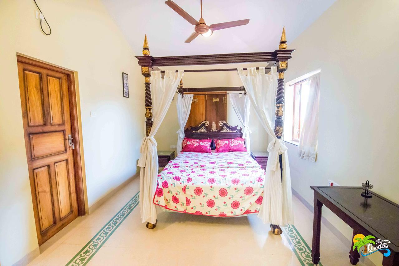 Bed and Breakfast Moradia Dos Quadros Malar Esterno foto